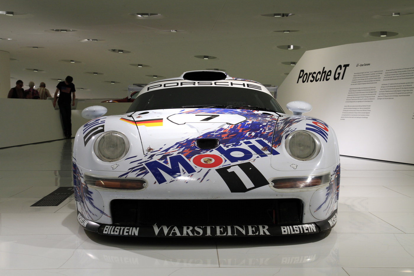 Porsche-Museum-036